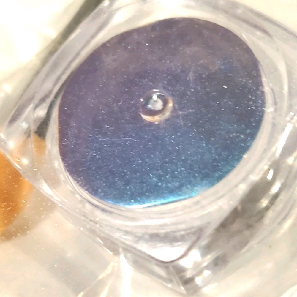HOLOGRAPHIC Loose Powder Green to Purple - Picture 2 of 3